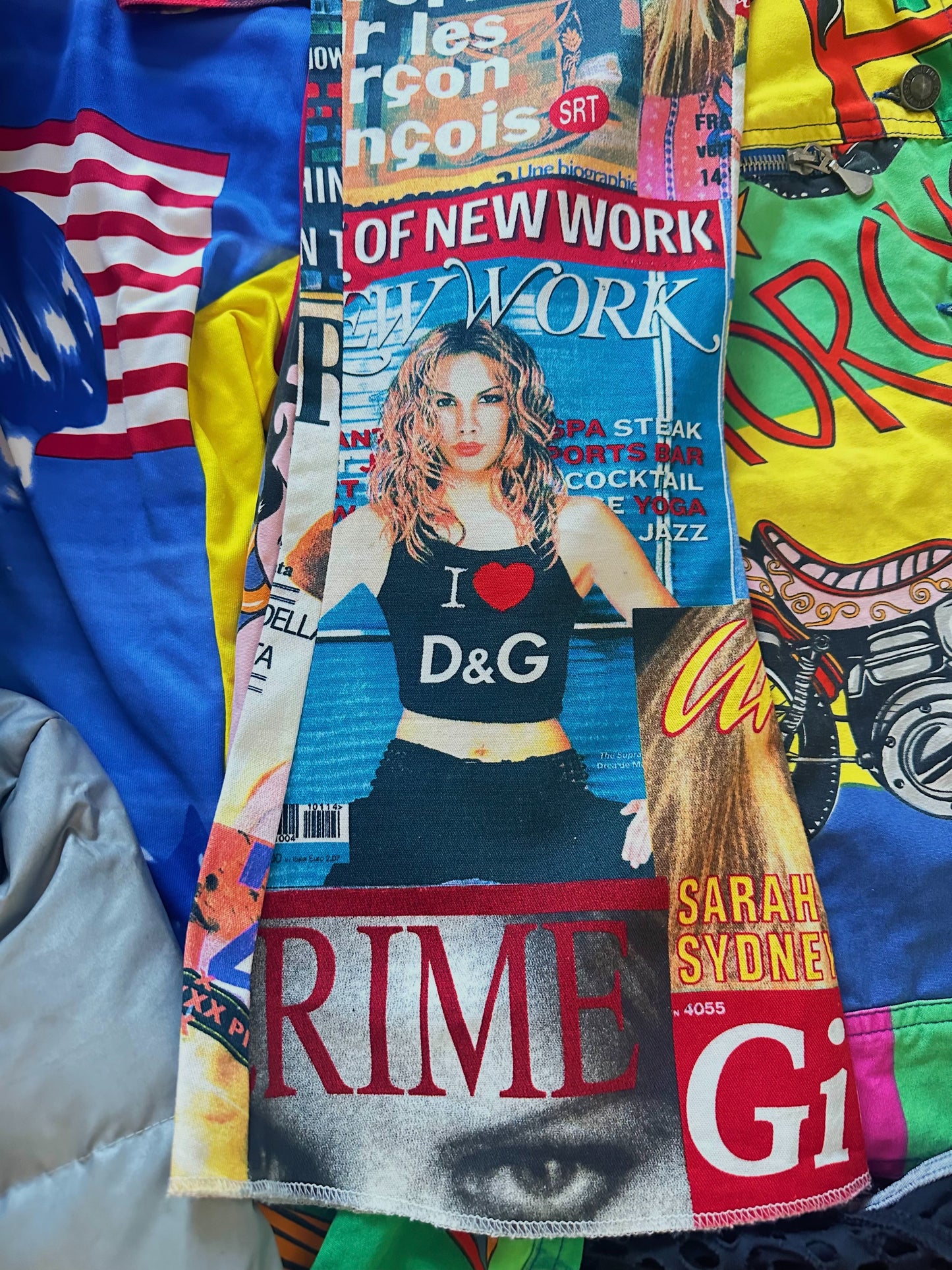 Vintage RARE Spring/Summer 2001 Iconic DOLCE & GABBANA MAGAZINE PRINT FLARE PANTS