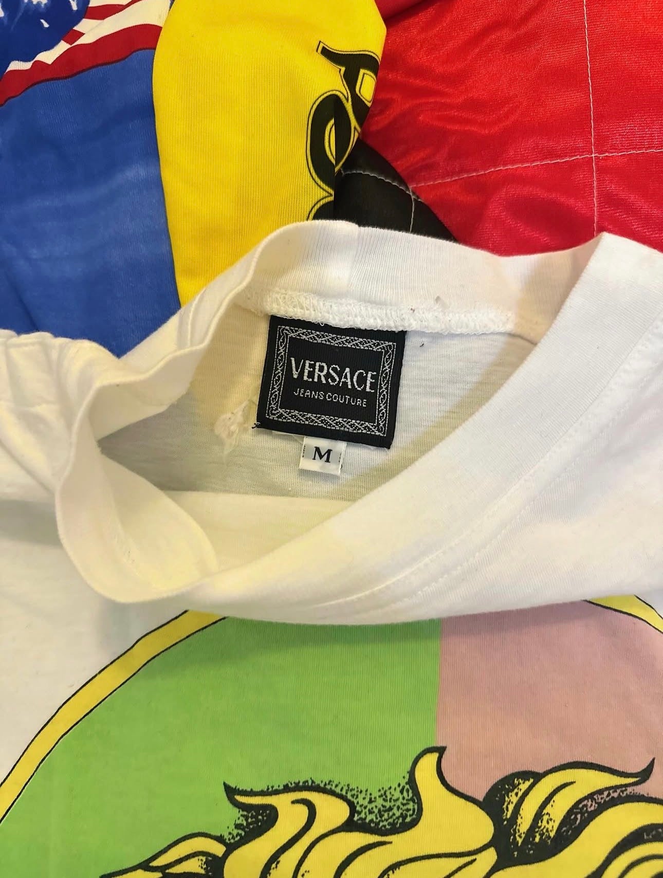 RARE!! Vintage 1996 VERSACE JEANS COUTURE Medusa t-shirt